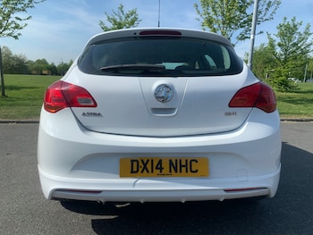 Used Vauxhall Astra 2014 for sale - 77055582: Photo