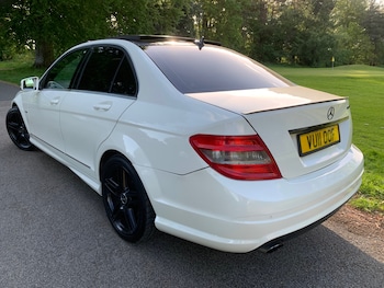 Used Mercedes-Benz C Class 2011 for sale - 78762998: Photo