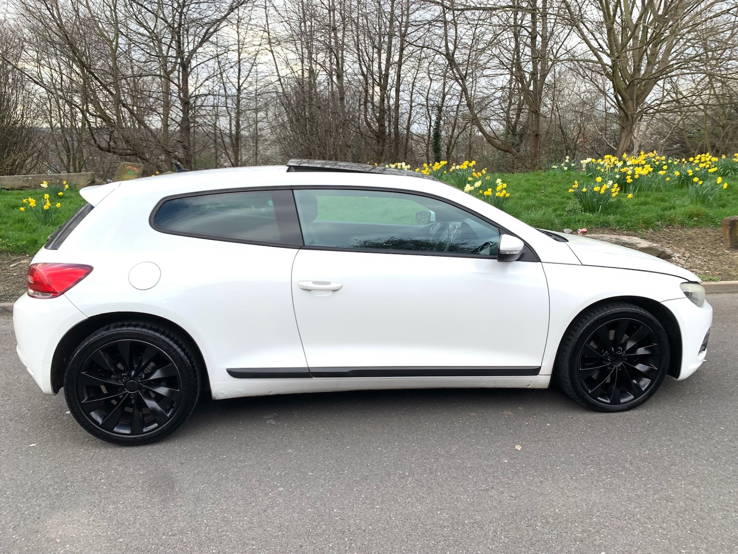 Used Volkswagen Scirocco 2008 for sale - 77836800: Photo 2