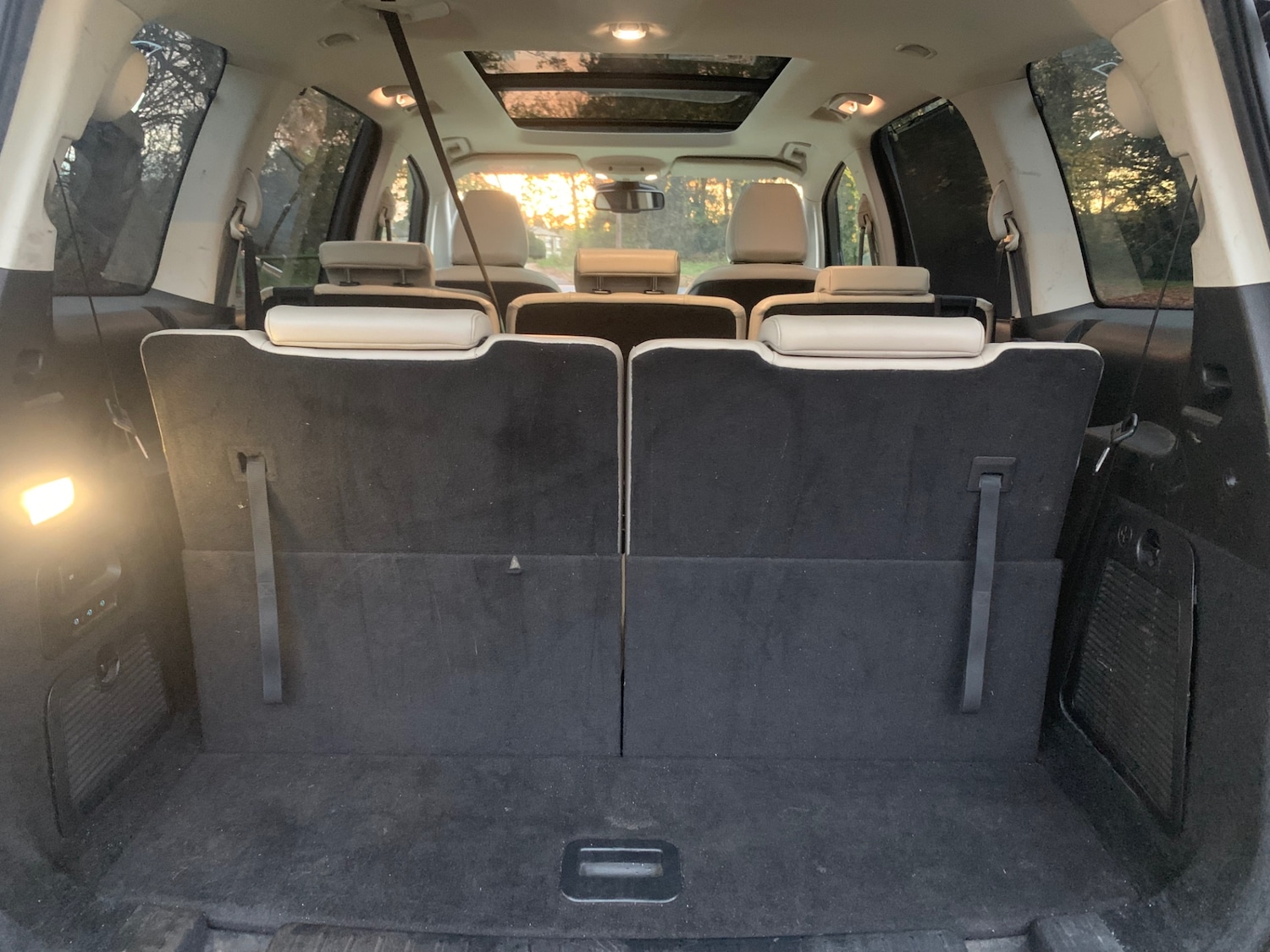 Used Ford Galaxy 2017 for sale - 77008940: Photo 9