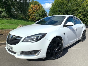 Vauxhall - Insignia