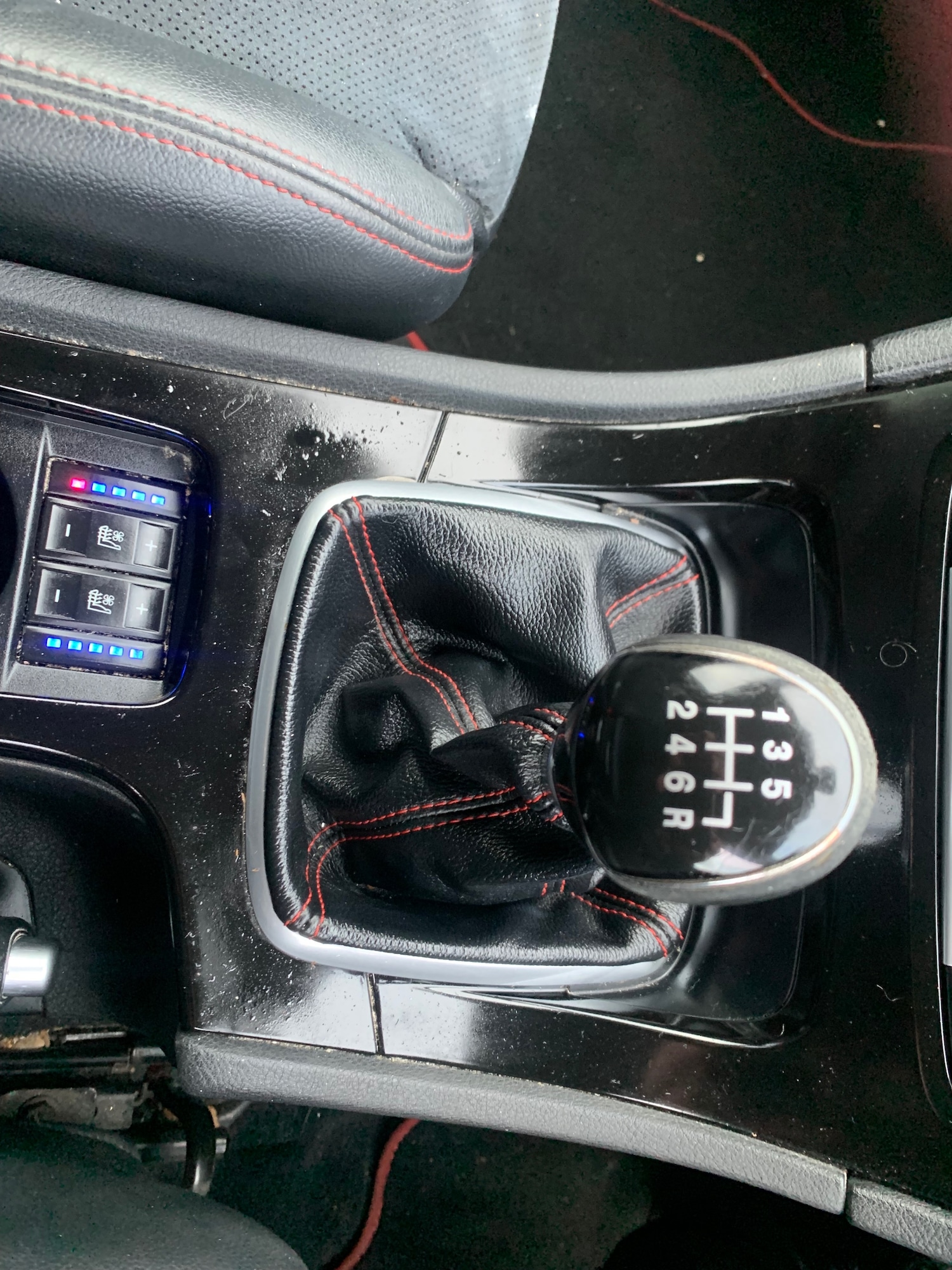 Used Ford Mondeo 2012 for sale - 76848768: Photo 17