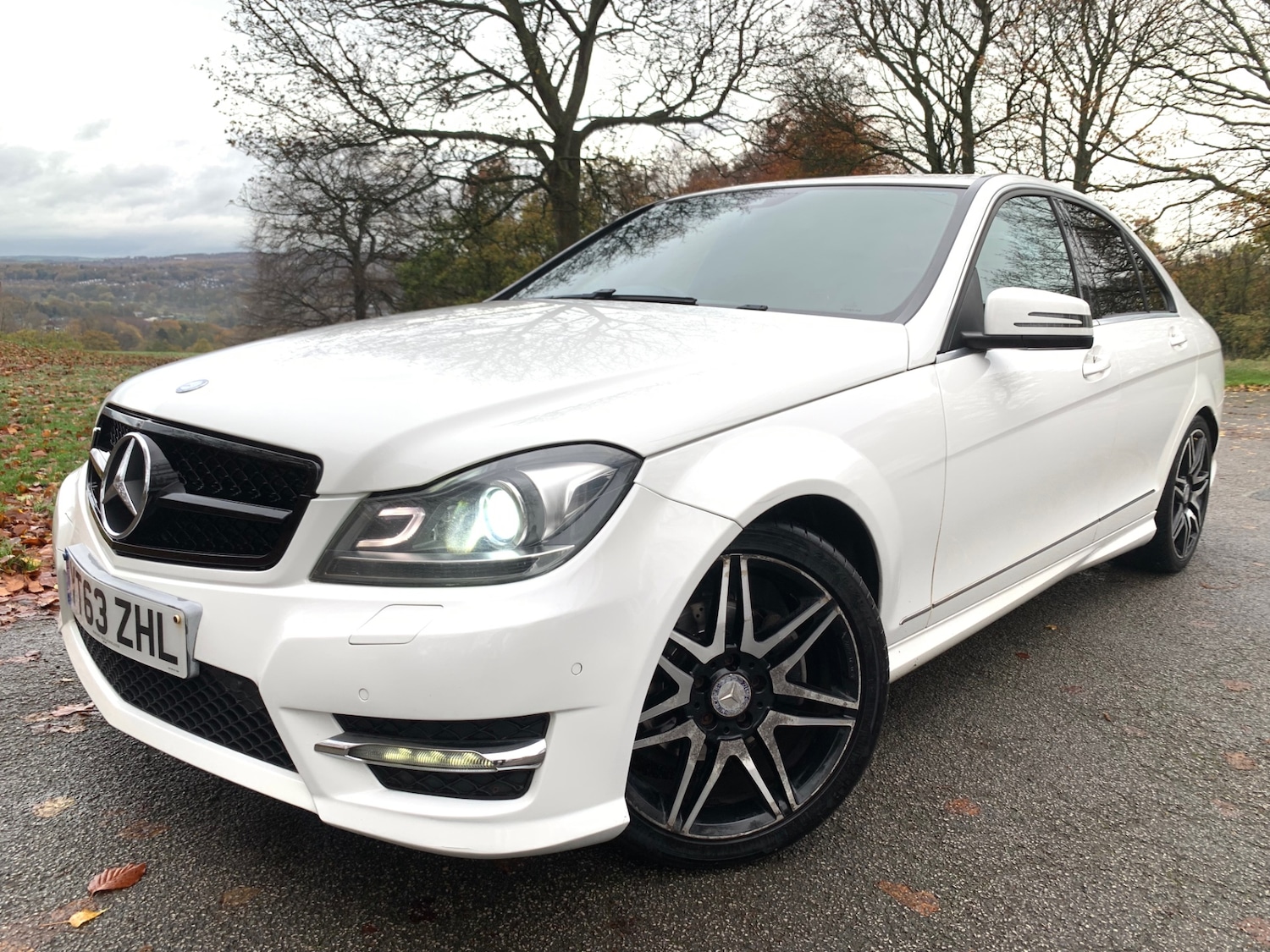 Used Mercedes-Benz C Class 2013 for sale - 76848765: Photo 1