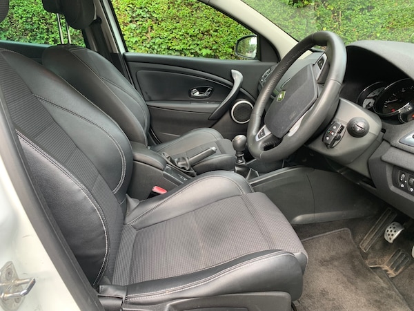 Used Renault Megane 2011 for sale - 76076774: Photo 11