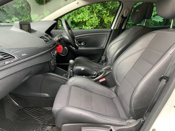 Used Renault Megane 2011 for sale - 76076774: Photo 9