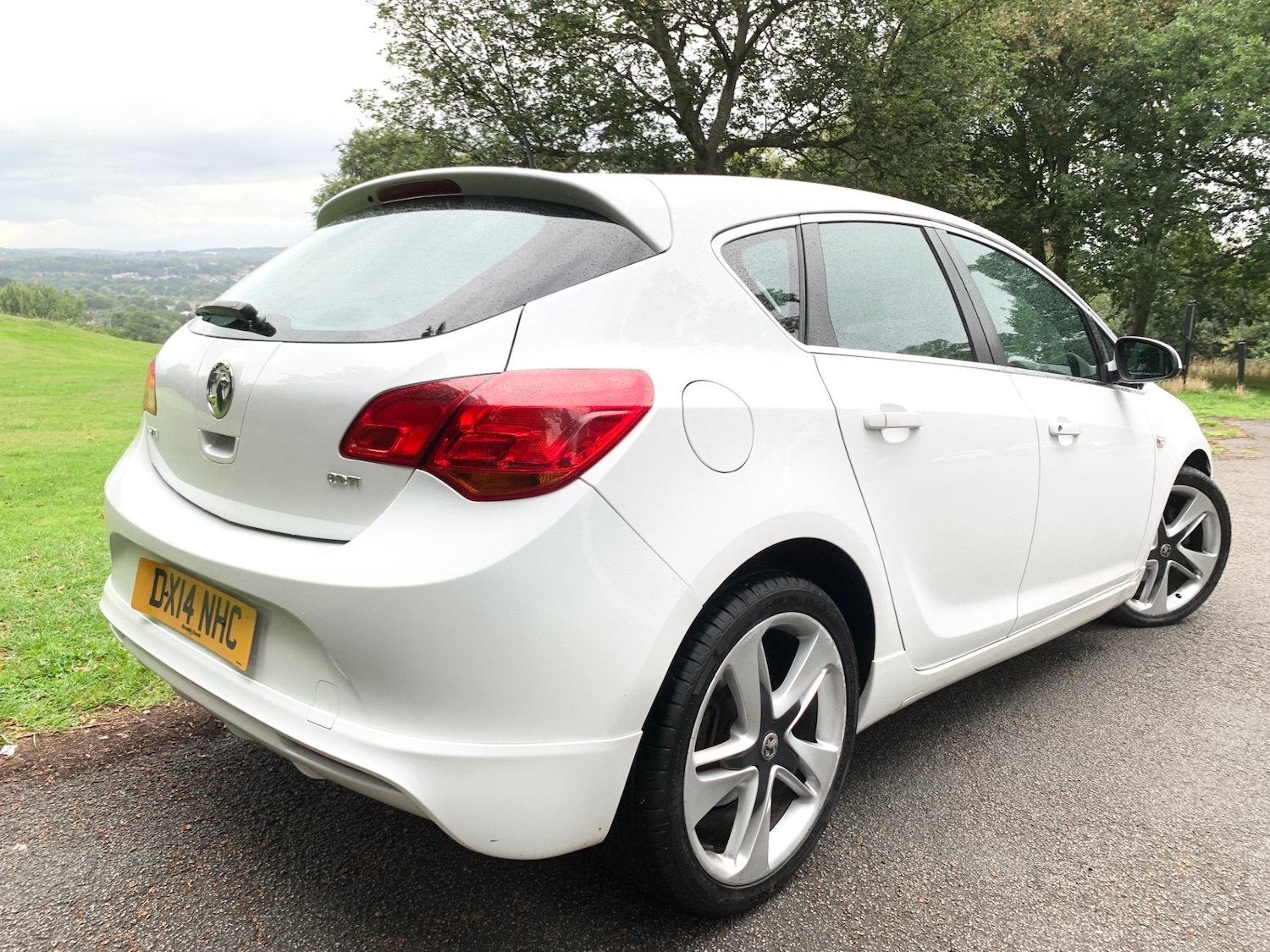 Used Vauxhall Astra 2014 for sale - 77262402: Photo 3