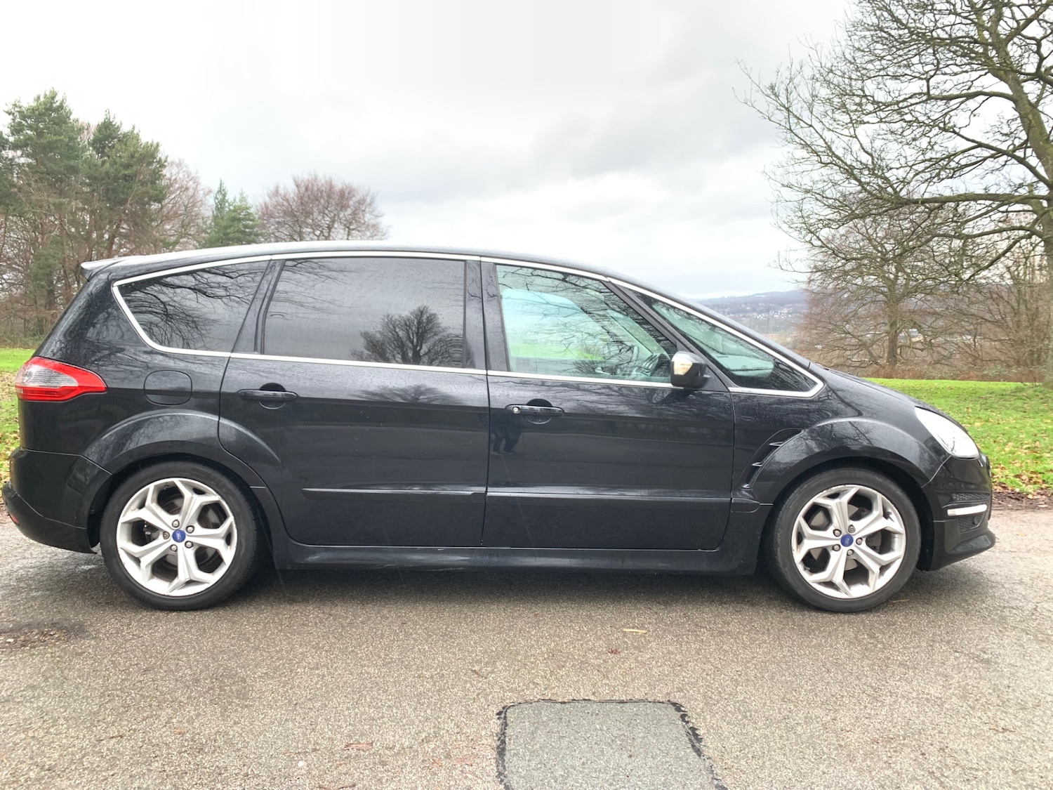 Used Ford S-Max 2011 for sale - 77634373: Photo 2