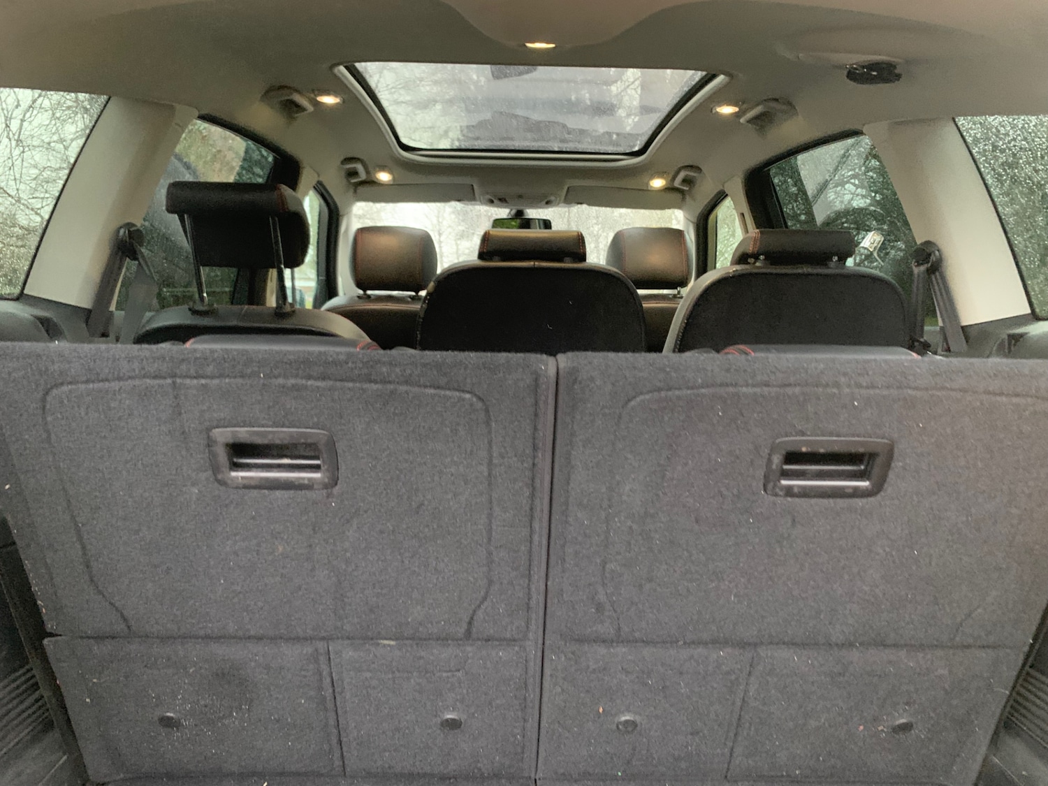 Used Ford S-Max 2011 for sale - 77634373: Photo 9