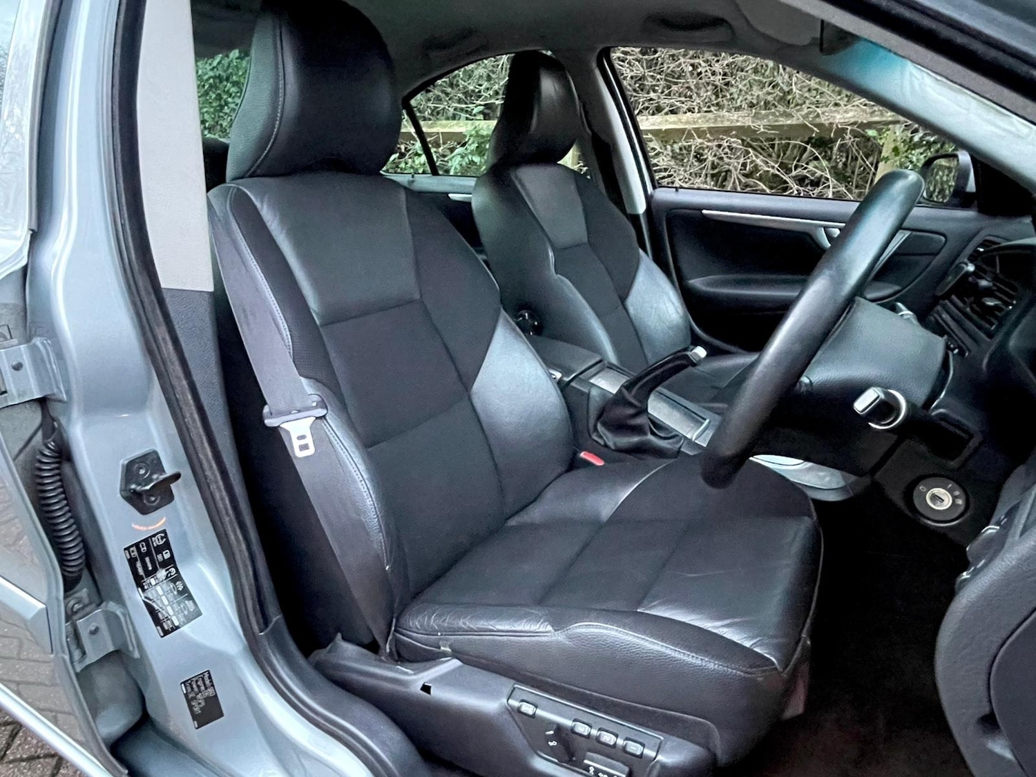 Used Volvo S60 2008 for sale - 77008932: Photo 10