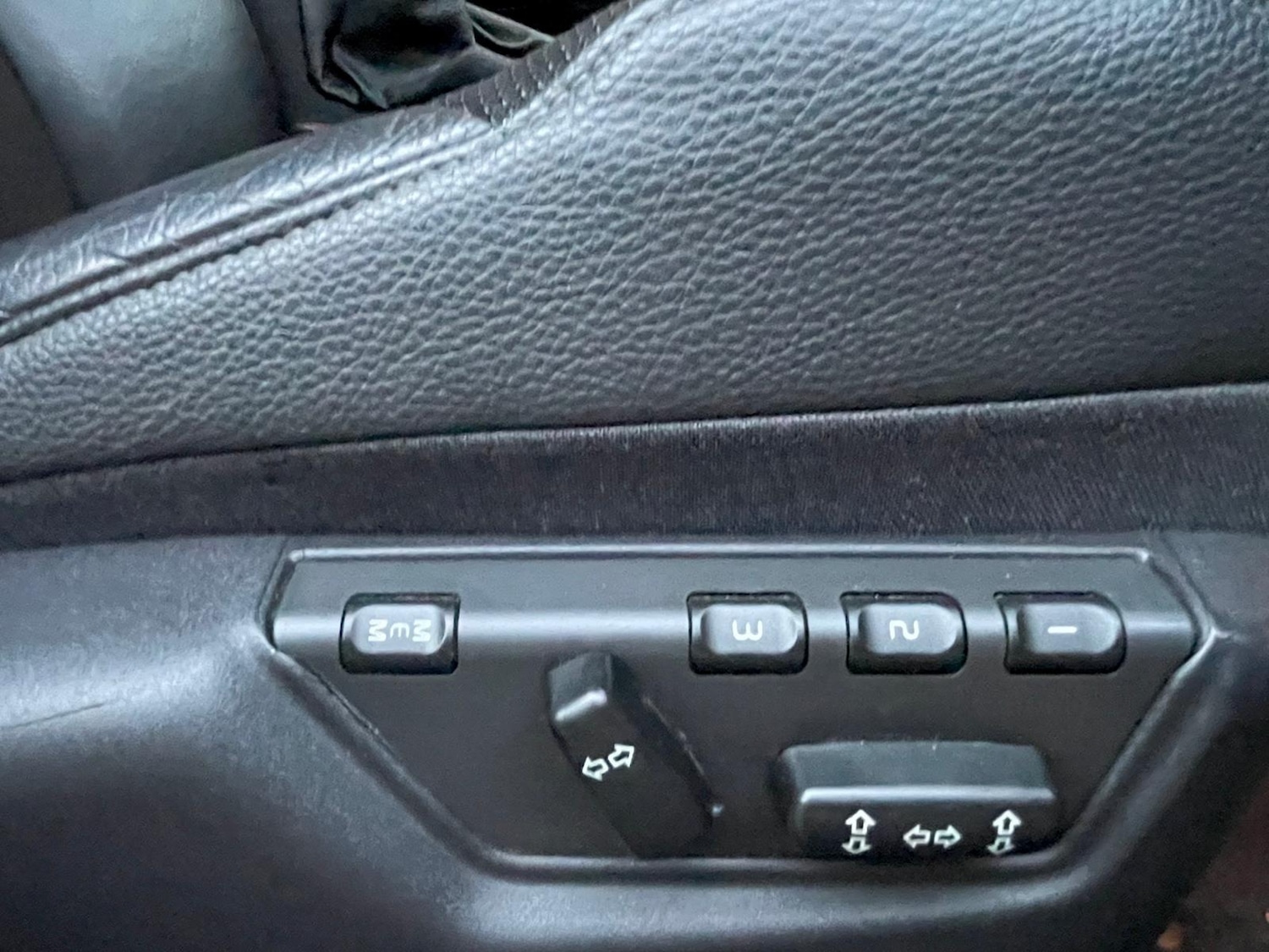 Used Volvo S60 2008 for sale - 77008932: Photo 12