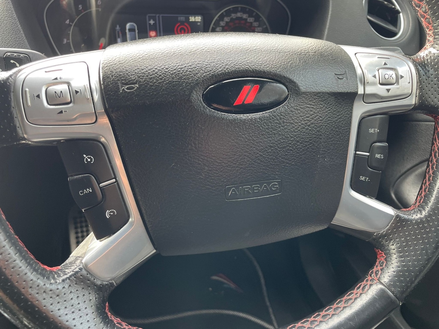 Used Ford Mondeo 2012 for sale - 78127268: Photo 14