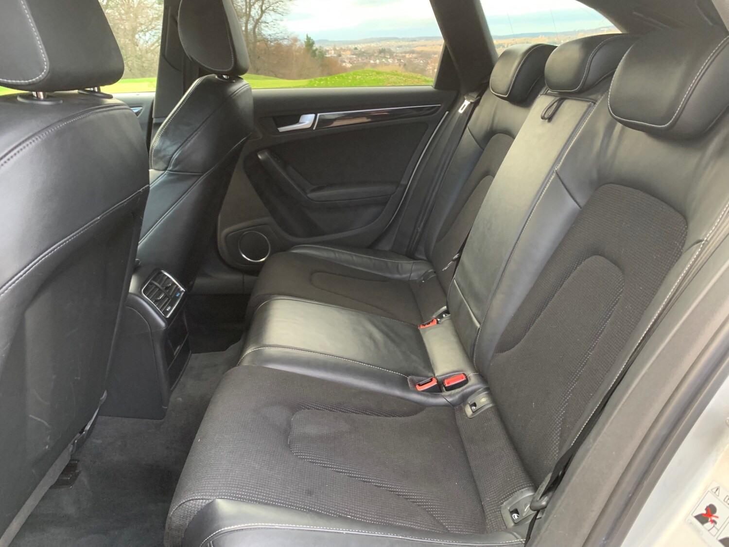 Used Audi A4 2011 for sale - 77826227: Photo 15