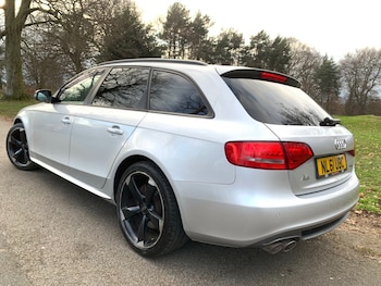 Used Audi A4 2011 for sale - 79401805: Photo