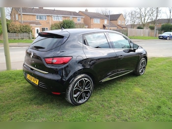 Used Renault Clio 2018 for sale - 77735331: Photo