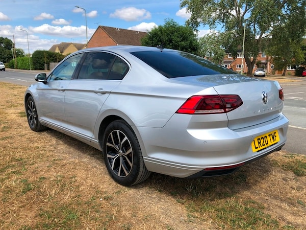 Used Volkswagen Passat 2020 for sale - 75265401: Photo 5