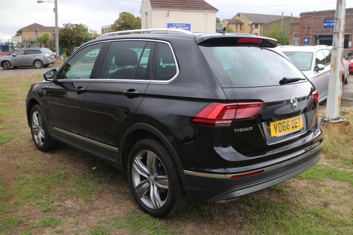 Used Volkswagen Tiguan 2016 for sale - 75936738: Photo 4