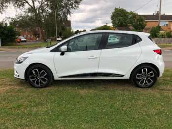 Used Renault Clio 2019 for sale - 74985946: Photo