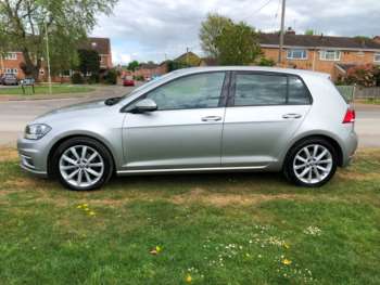 Used Volkswagen Golf 2019 for sale - 74438494: Photo