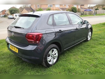 Used Volkswagen Polo 2018 for sale - 77821734: Photo