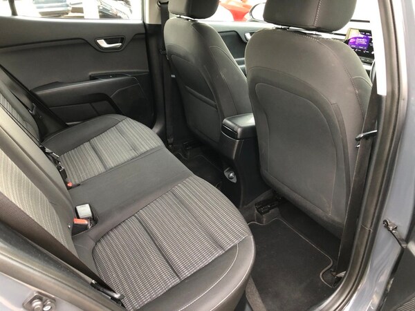 Used Kia Stonic 2022 for sale - 74118342: Photo 13