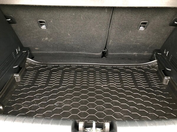 Used Kia Stonic 2022 for sale - 74118342: Photo 8