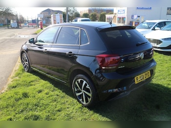 Used Volkswagen Polo 2018 for sale - 77891468: Photo