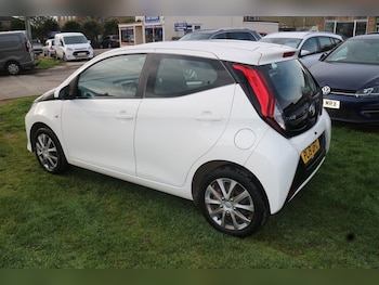 Used Toyota AYGO 2019 for sale - 77821782: Photo