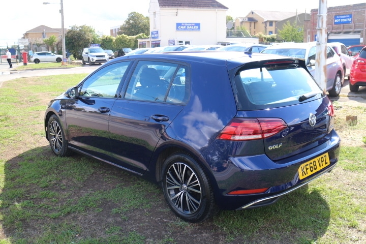 Used Volkswagen Golf 2019 for sale - 77107319: Photo 3