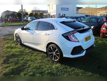 Used Honda Civic 2017 for sale - 76655602: Photo