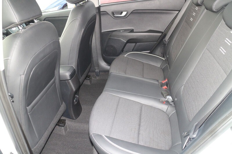 Used Kia Stonic 2021 for sale - 77821783: Photo 8