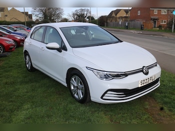 Used Volkswagen Golf 2023 for sale - 77821773: Photo