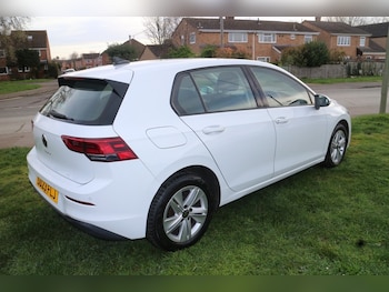 Used Volkswagen Golf 2023 for sale - 77821773: Photo