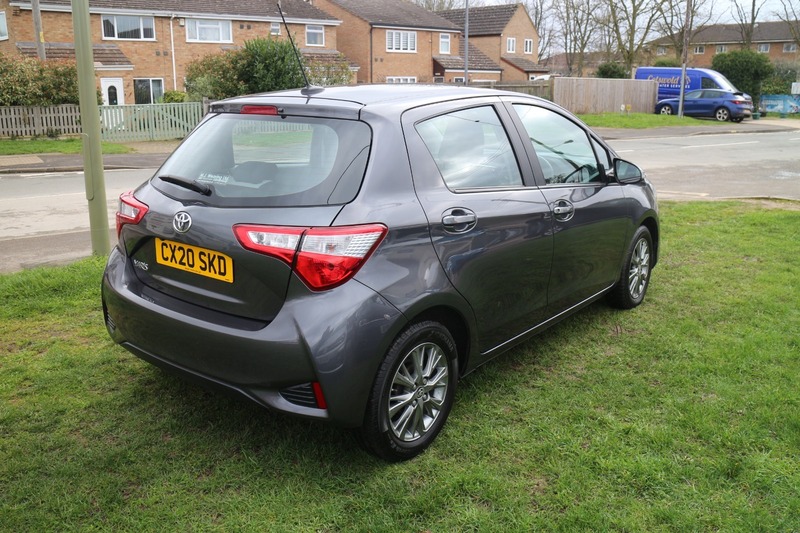Used Toyota Yaris 2020 for sale - 77655925: Photo 4