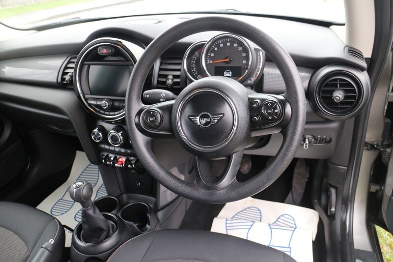 Used MINI Hatch 2018 for sale - 77452728: Photo 6