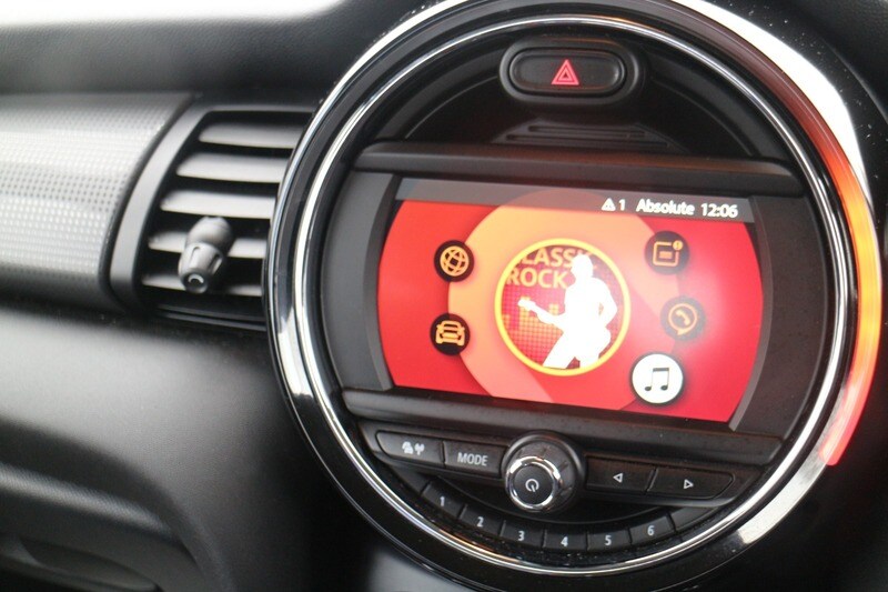 Used MINI Hatch 2018 for sale - 77452728: Photo 7