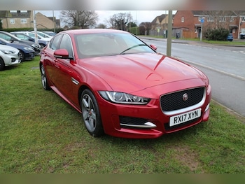 Used Jaguar XE 2017 for sale - 77264154: Photo