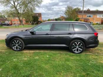 Used Volkswagen Passat 2020 for sale - 74367656: Photo
