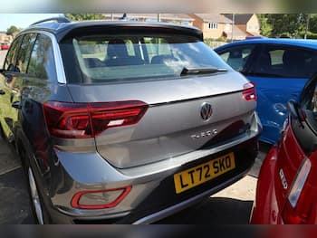 Used Volkswagen T-Roc 2022 for sale - 79709916: Photo