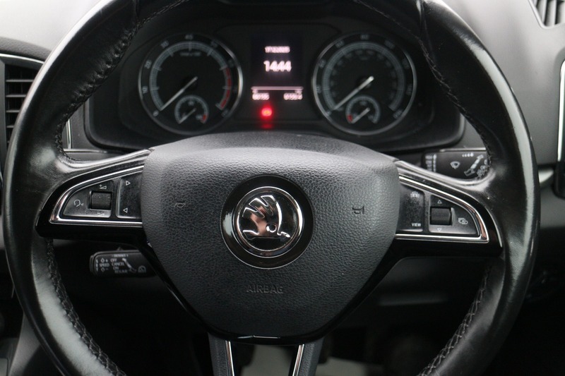 Used Skoda Karoq 2018 for sale - 77107354: Photo 8