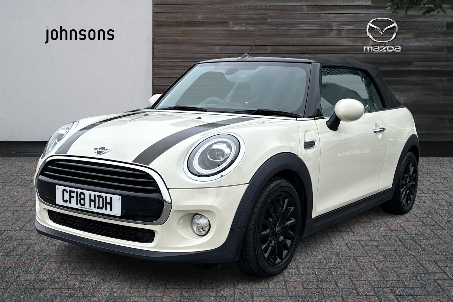 Used MINI Convertible 2018 for sale - 78158913: Photo 4