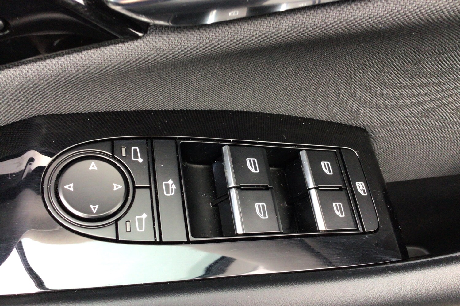 Used Mazda CX-30 2025 for sale - 78206863: Photo 20