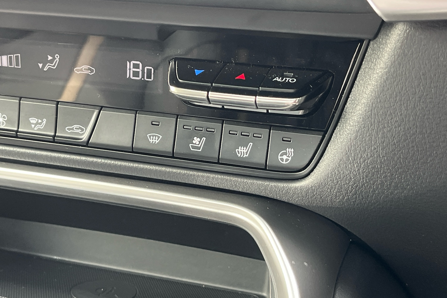 Used Mazda CX-60 2025 for sale - 76680333: Photo 23