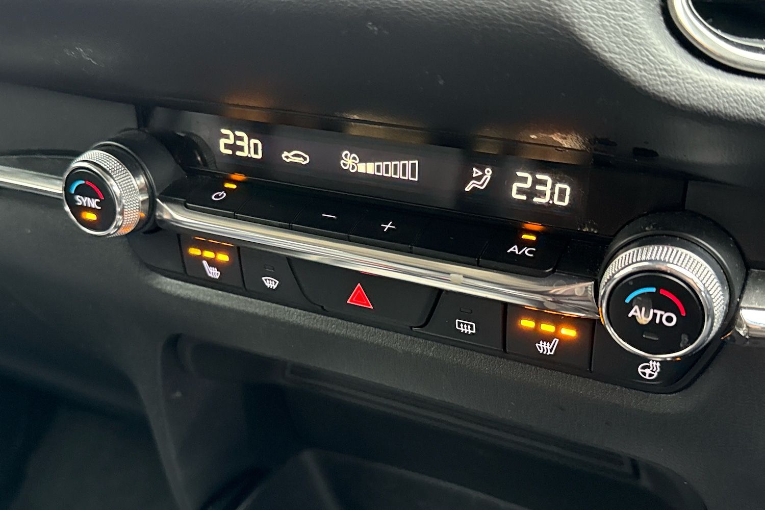 Used Mazda CX-30 2022 for sale - 76675510: Photo 22