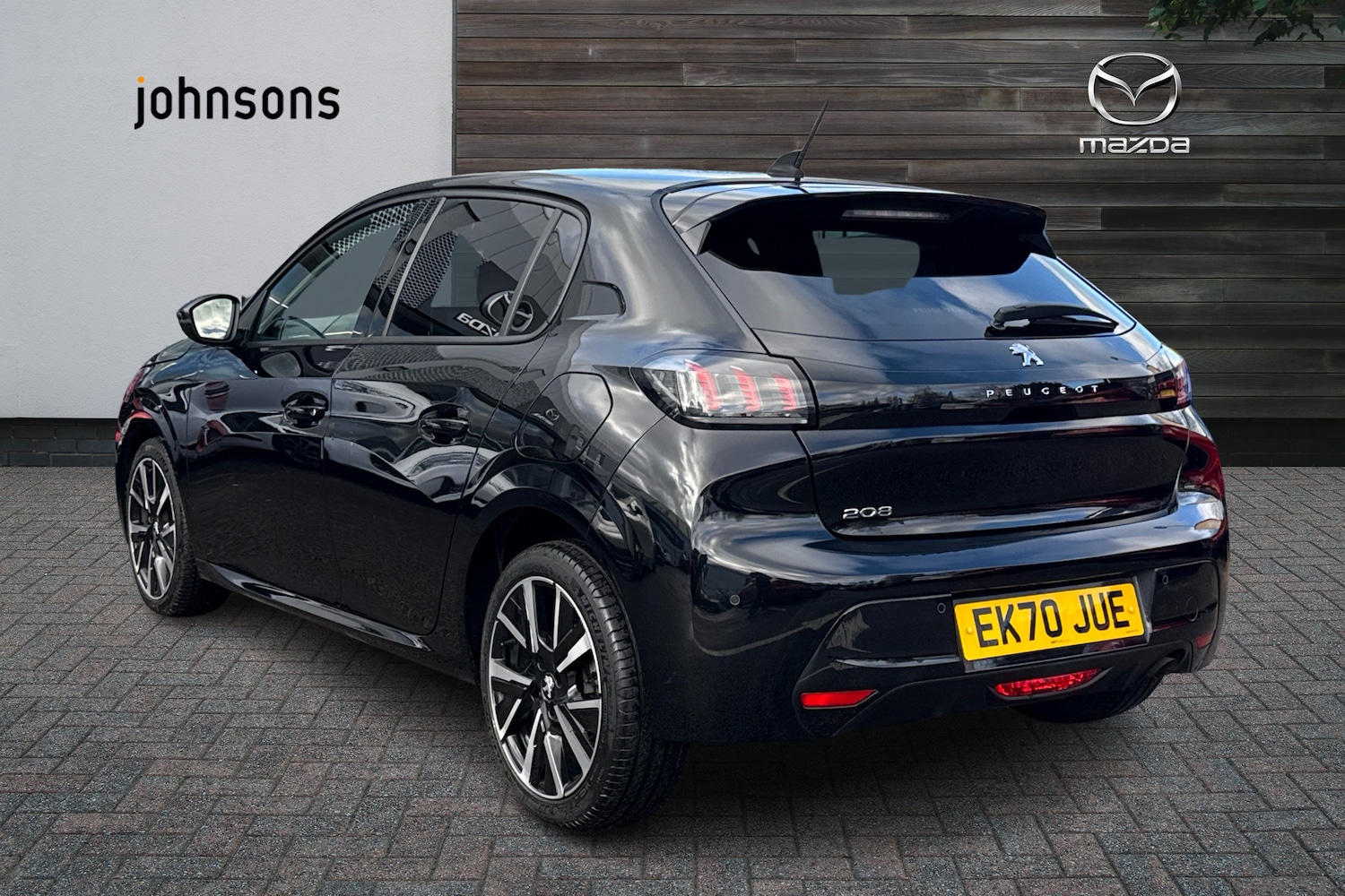 Used Peugeot 208 2020 for sale - 76680802: Photo 2