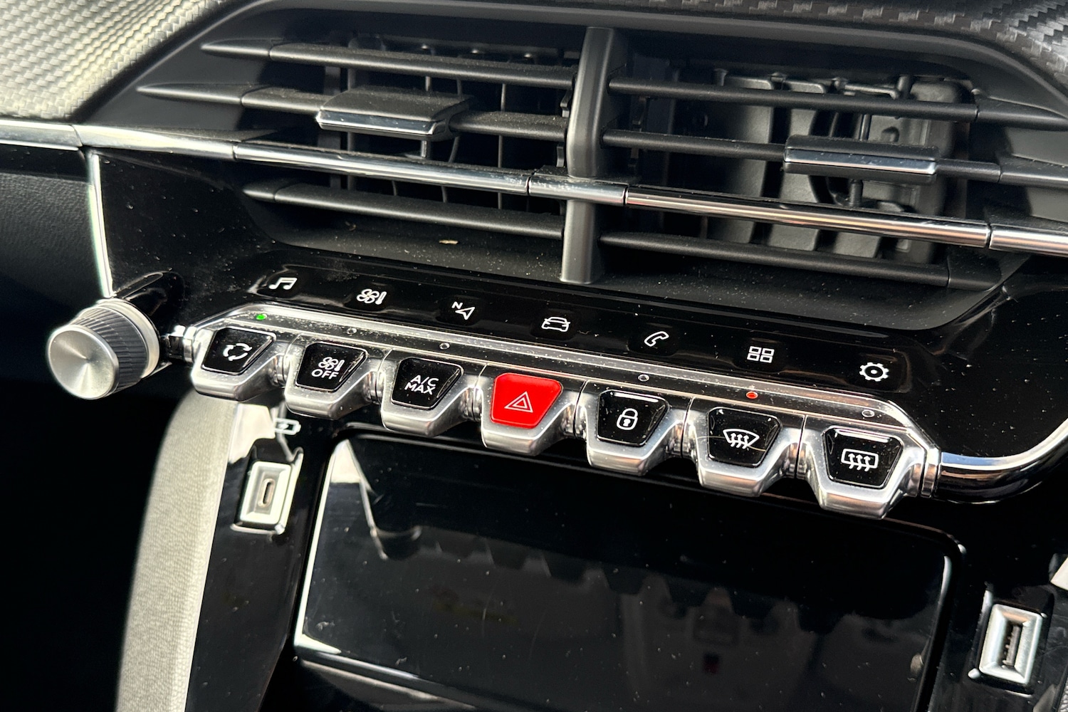 Used Peugeot 208 2020 for sale - 76680802: Photo 21