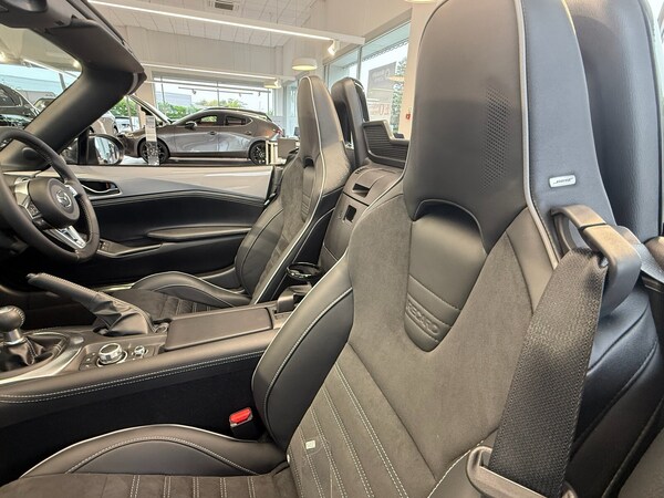 Used Mazda MX-5 2025 for sale - 76330132: Photo 11