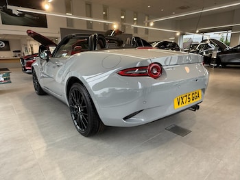 Used Mazda MX-5 2025 for sale - 76330132: Photo 2
