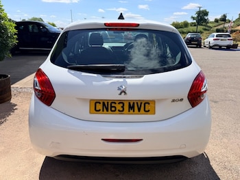 Used Peugeot 208 2013 for sale - 79345803: Photo