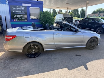 Used Mercedes-Benz E Class 2012 for sale - 79345581: Photo
