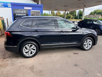 Used Volkswagen Tiguan Allspace 2022 for sale - 79632174: Photo